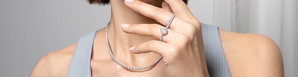 Zauberhafte Schmuck-Geschenke entdecken