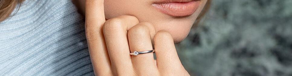 Verlobungsringe günstig ab 129 € mit Diamant kaufen !