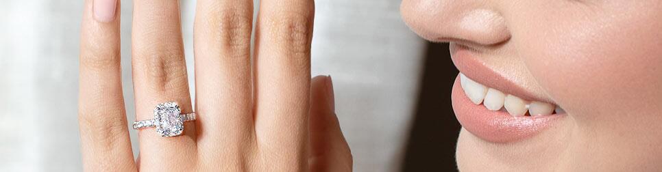 Halo-Ringe mit Diamant und glitzerndem Pavé