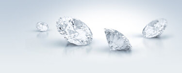 Top Wesselton Diamant im Vergleich zu Wesselton – Symbolbild