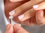 Verlobungsring: Welche Hand ist die richtige?