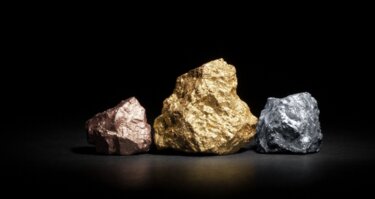 Welches Edelmetall für Verlobungsringe? Weißgold!