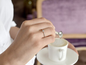 Verlobungsring Spirit in 18K Weißgold mit Diamant 0,25ct H/SI