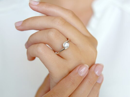 Verlobungsring Touch in Platin 950/-