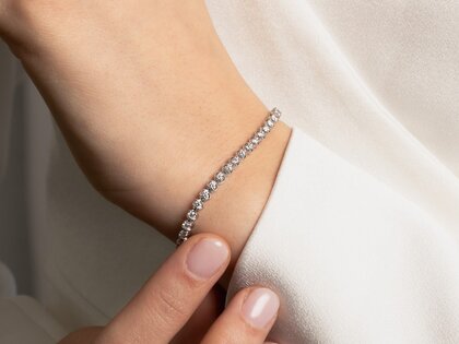 Tennisarmband in 18K Weißgold mit Diamanten 2,9ct G/SI, 16cm