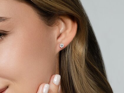 Ohrstecker Classic in 14K Gelbgold mit Diamanten 0,60ct G/SI