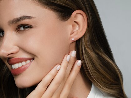 Ohrstecker Modern in 14K Gelbgold mit Diamanten 0,20ct GSI G/SI