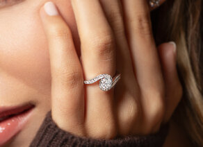 Verlobungsring Crush  in 9K Gelbgold mit Diamanten 0,68ct G/SI