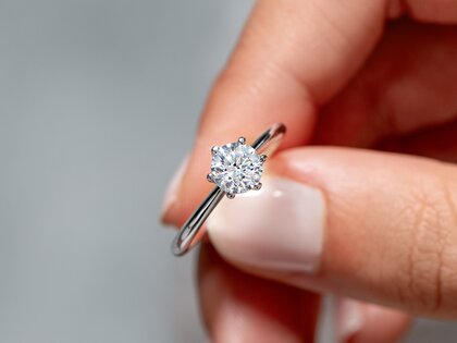 Verlobungsring Heaven 6 in 9K Weißgold mit Diamant 0,75ct G/SI