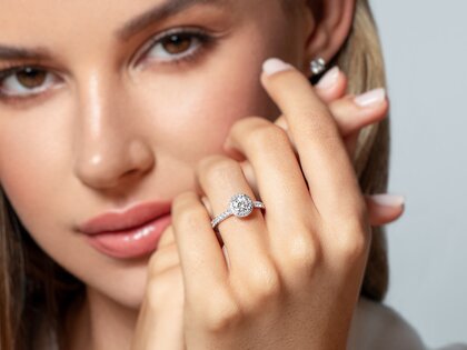 Verlobungsring Pure Infinity in 18K Weißgold mit Diamanten 0,65ct G/SI