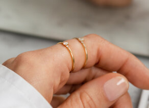Verlobungsring Vivid Petite Diamond in 14K Gelbgold mit Diamanten 0,10ct G/SI