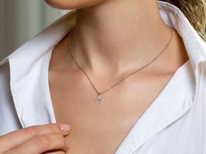 Buchstaben-Anhänger Diamond Letter Petite H in 18K Gelbgold