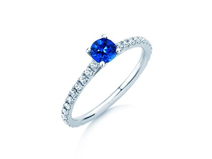 Verlobungsring Bright in 14K Weißgold mit Saphir 0,50ct und Diamanten 0,36ct