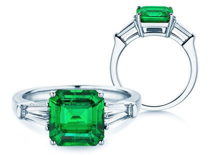 Verlobungsring Emerald Elegance in 9K Weißgold mit Smaragd 3,50ct und Diamanten 0,66ct