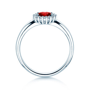 Verlobungsring Windsor Cross in 9K Weißgold mit Rubin 0,60ct und Diamanten 0,12ct