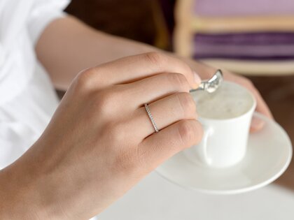 Verlobungsring Dusk in 9K Weißgold mit Diamanten 0,25ct G/SI