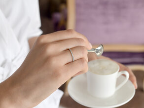 Verlobungsring Dusk in 14K Weißgold mit Diamanten 0,35ct G/SI