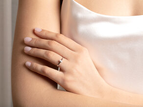 Verlobungsring Oval Cut in 9K Gelbgold mit Diamant 0,25ct
