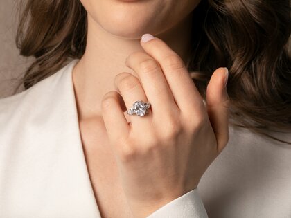 Verlobungsring Oval Pear Cut in 14K Weißgold mit Diamanten 0,82ct G/SI
