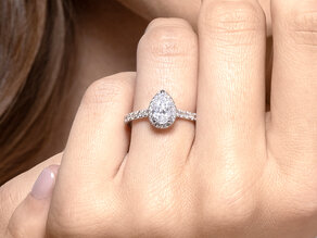 Verlobungsring Pear Halo Pavé in 9K Gelbgold mit Diamanten 0,58ct G/SI