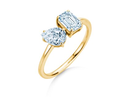 Verlobungsring Toi et Moi Pear & Emerald in 9K Gelbgold mit Labordiamanten 0,30ct E/VS