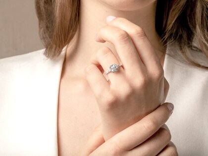 Verlobungsring Pure Life in 9K Gelbgold mit Labordiamanten 0,61ct E/VS