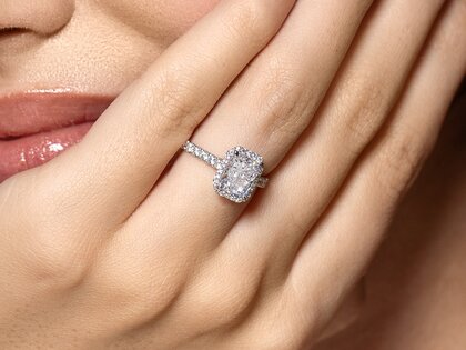Verlobungsring Radiant Halo Pavé in 14K Weißgold mit Diamanten 2,02ct G/SI