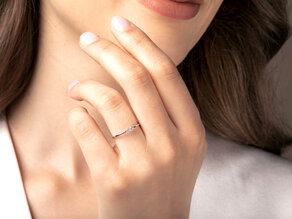 Verlobungsring Vivid Petite Cushion Cut in 14K Weißgold mit Diamanten 0,10ct G/SI