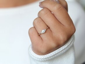 Verlobungsring Vivid Diamond in 14K Gelbgold mit Labordiamanten 0,31ct E/VS