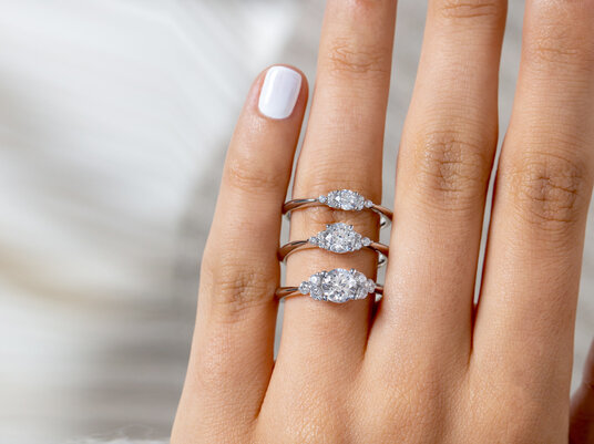 Verlobungsring Vivid Diamond in Platin