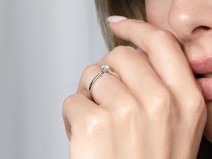 Verlobungsring Classic 4 Hidden Halo in 14K Weißgold mit Diamanten 0,30ct G/SI