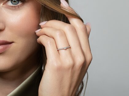 Verlobungsring Classic 4 Pavé in 14K Weißgold mit Diamanten 0,30ct G/SI