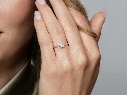 Verlobungsring Classic 4 Pavé in 14K Gelbgold mit Diamanten 0,56ct G/SI