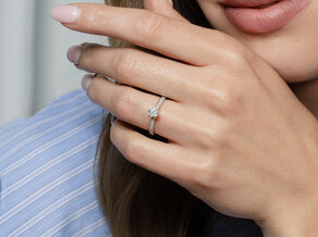 Verlobungsring Classic 6 Hidden Halo Pavé in Roségold