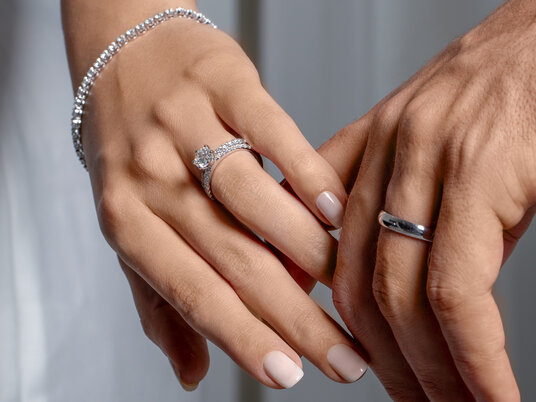 Verlobungsring Classic Pavé in 9K Weißgold mit Labordiamanten 1,36ct