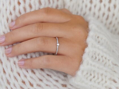 Verlobungsring Eternal Pavé in 14K Weißgold mit Diamanten 0,21ct G/SI