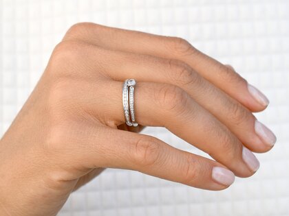 Verlobungsring Eternal Pavé in 18K Weißgold mit Diamanten 0,25ct G/SI