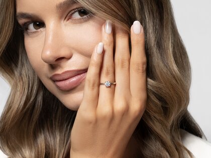 Verlobungsring Classic 4 in 14K Weißgold mit Diamant 0,50ct H/SI