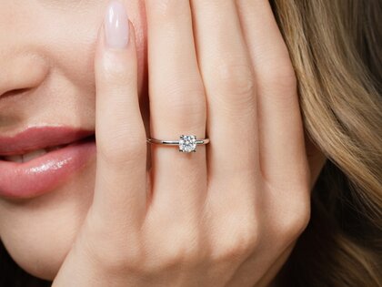 Verlobungsring Classic 4 in 18K Gelbgold mit Diamant 0,60ct H/SI