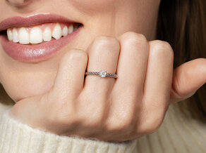 Verlobungsring Classic Beads in 9K Roségold mit Diamant 0,25ct H/SI