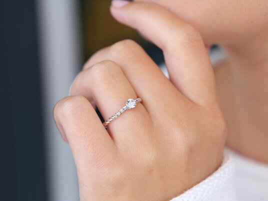Verlobungsring Classic Loop in Platin 950/- mit Labordiamant 0,25ct E/VS