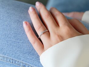 Verlobungsring Classic Loop in Silber 925/- mit Labordiamant 0,15ct E/VS