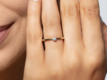 Verlobungsring Classic Petite in Gelbgold