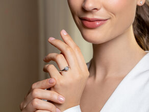 Verlobungsring Eternal in 9K Weißgold mit Diamant 1,00ct H/SI