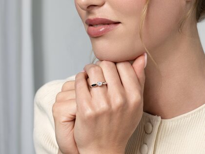 Verlobungsring Joy in 14K Weißgold mit Diamant 0,50ct G/SI
