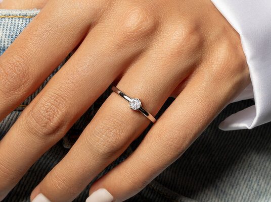 Verlobungsring Melody in 9K Roségold mit Diamant 0,25ct