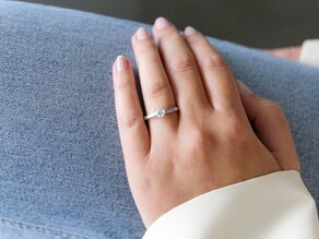 Verlobungsring Modern in 14K Weißgold mit Diamant 0,50ct H/SI