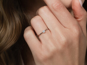 Verlobungsring Spirit in 9K Gelbgold mit Diamant 0,15ct G/SI