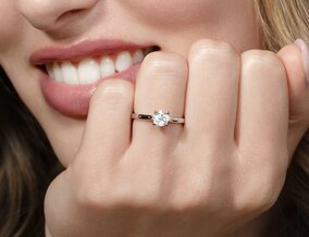 Verlobungsring Surprise in 18K Gelbgold mit Diamant 0,60ct G/SI