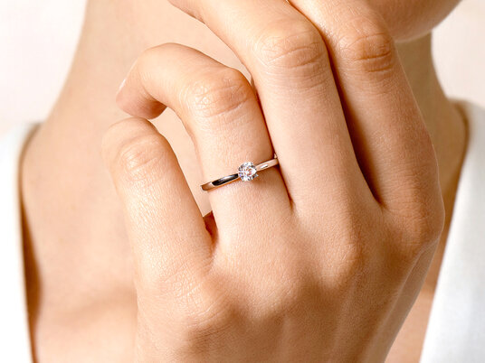 Verlobungsring Surprise in Platin